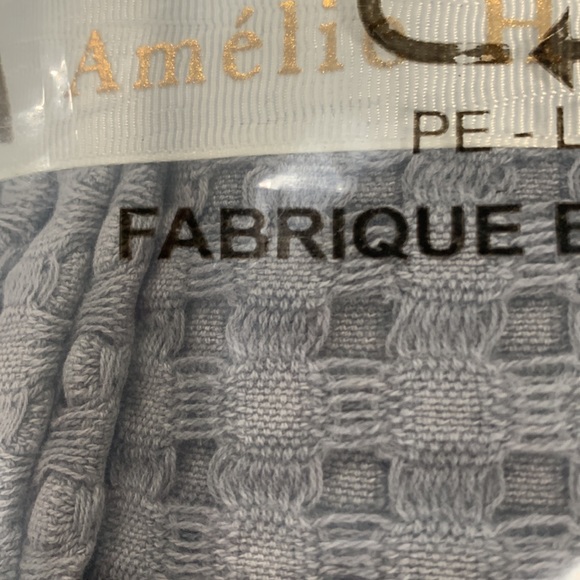 Amelie Home throw blanket NIB - Picture 2 of 3